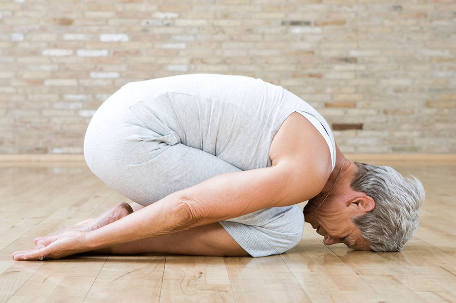 Yoga hilft gegen Schmerzen und zur Vorbeugung. Wie viel Spiritualität man damit verbindet, ist Glaubenssache. | Foto: Colourbox