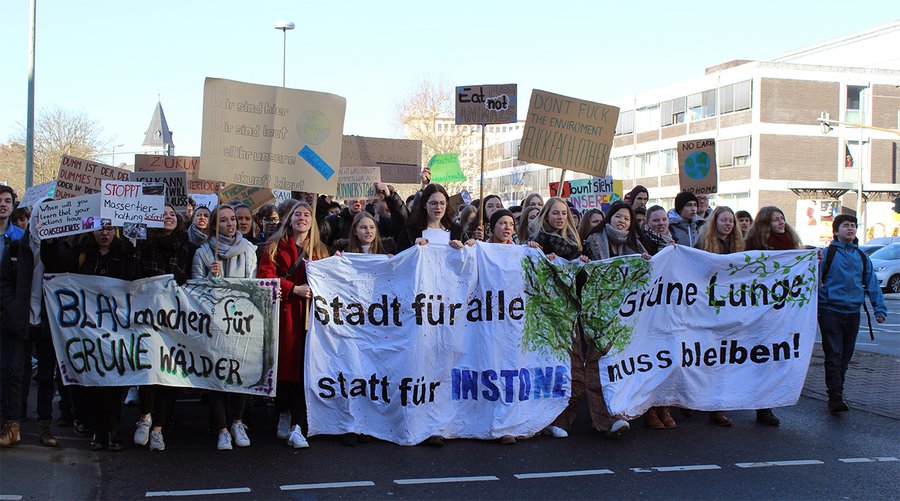 Fridays for Future: Auch in Frankfurt demonstrieren Schülerinnen und Schüler für effektiven Klimaschutz. | Foto: Andrea Kreisel