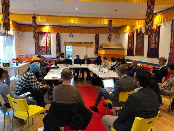 Der Rat der Religionen konstituierte sich neu - hier bei der Sitzung in einer buddhistischen Gemeinde in Frankfurt-Griesheim. | Foto: Rat der Religionen
