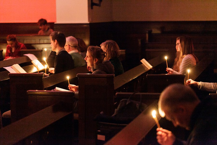 Abendgottesdienst in der Offenbacher Friedenskirche. | Foto: Ilona Surrey