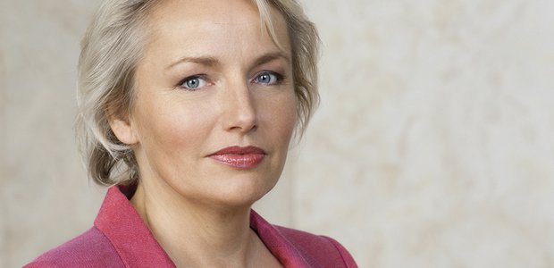Hessenschau-Moderatorin Constanze Angermann fordert mehr Unterstützung für pflegende Angehörige. |Foto: hr