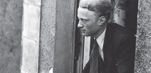 Ernst Ludwig Oswalt war Mitglied der Petersgemeinde. 1942 wurde er von den Nazis aus Frankfurt deportiert und ermordet.