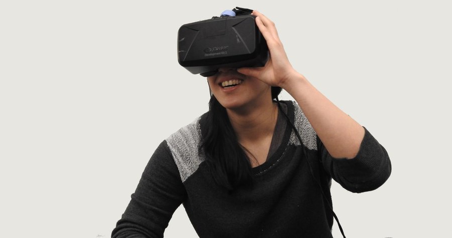 Virtuelle Realität - mit neuer Technologie kann man von zuhause aus die schönsten Sehenswürdigkeiten erkunden. | Foto: Hammer & Tusk / Unsplash