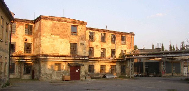 Schindlers Fabrik in Brnenec - aufgenommen 2004  I Foto: Wikimedia Commons