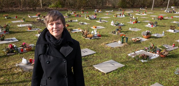 Pfarrerin Irmela Büttner sind die Sozialbestattungen ein Anliegen. I Foto: Rolf Oeser