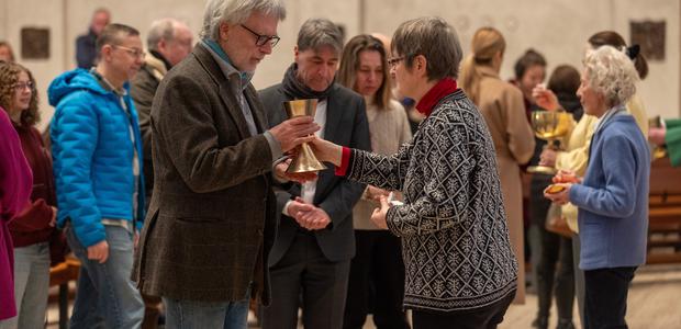 "Gemeinsam am Tisch des Herrn" im Jahr 2025 - in Anknüpfung an den Ökumenischen Kirchentag 2021 I Foto: Rolf Oeser