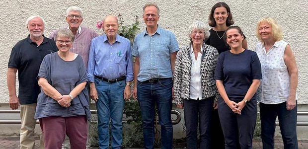 v. li. nach rechts das Team: Manfred Eich, Renate Scheel, Peter Klöpel, Günter Krämer, Burkhard Weitz, Sigrid Klöpel, Vivienne Mekhzoum, Jessica Ritter und Christiane Falkenau. I  Foto: privat