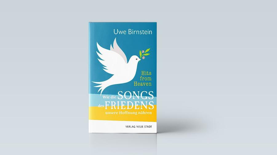 Uwe Birnstein: Hits from Heaven. Wie die Songs des Friedens unsere Hoffnung nähren. Neue Stadt Verlag, 121 Seiten, 18 Euro.