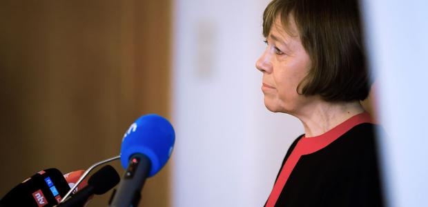 Annette Kurschus bei der Pressekonferenz, auf der sie ihren Rücktritt als EKD-Ratsvorsitzende bekanntgab. | Foto: Detlef Heese / epd-Bild