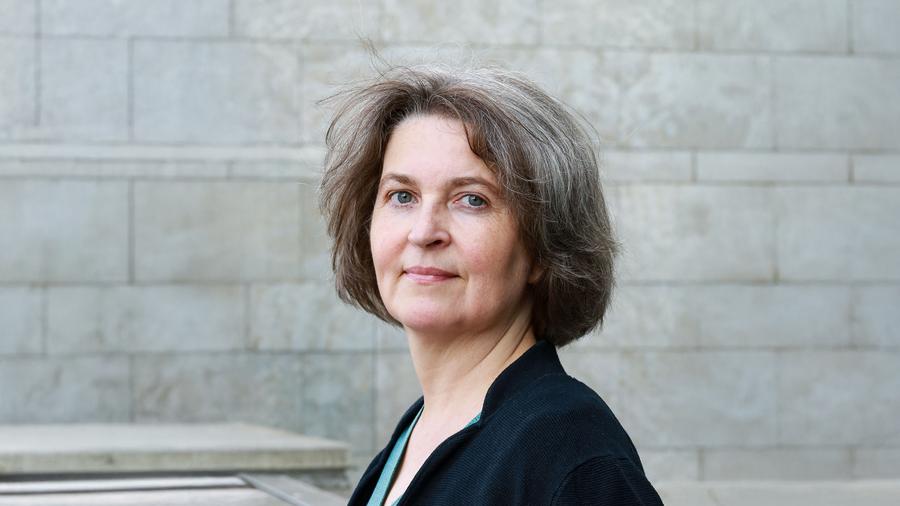 Anne Roth ist Expertin für Netz- und Digitalpolitik.