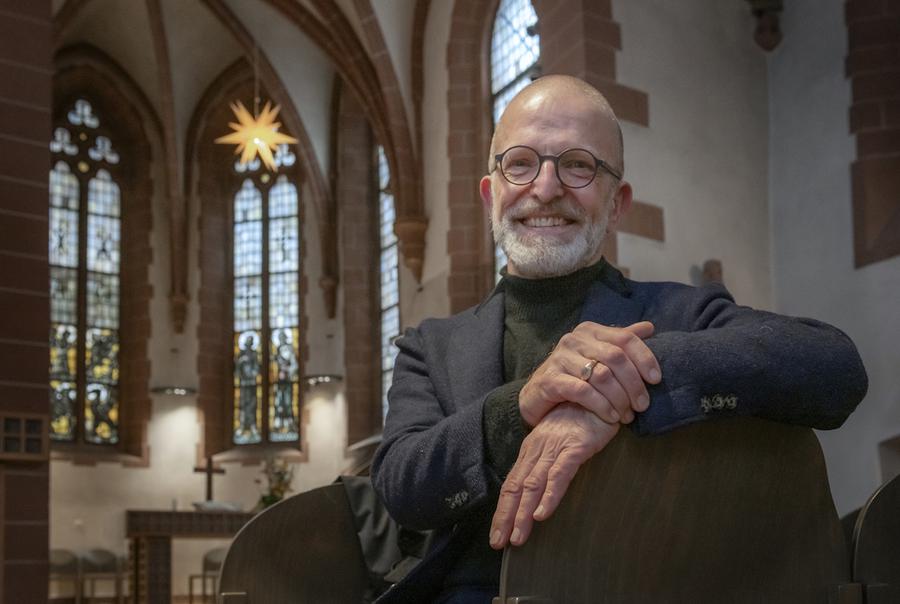Viele Jahre lang hat der Politiker von Bündnis 90/Die Grünen Frankfurter Kommunalpolitik geprägt. Seit Dezember leitet Stefan Majer das evangelische Kirchenparlament von Frankfurt und Offenbach. | Heike Rost