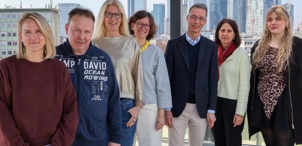 v.l.n.r. Kim Wiesner, Marko Schäfer, Yvonne Willecke, Sonja Thäder, Maximilian Graeve, Judith Rosner, Christiane Wirtz / Foto: Peter Weidemann