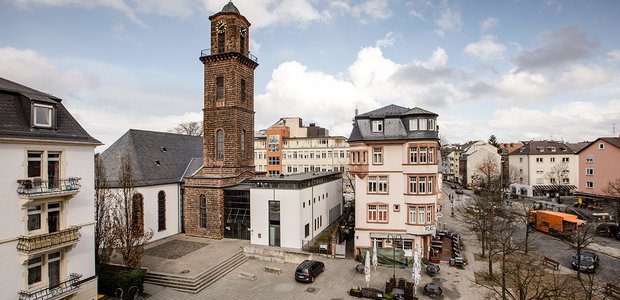 Eine Kirche in jedem Dorf? Vielleicht nicht mehr lange. Hier ein Blick auf die Jakobskirche in Frankfurt-Bockenheim. Foto: Rui Camilo