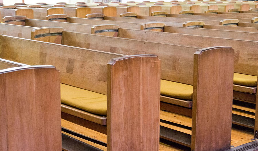 Wenn es nicht einen besonderen Anlass gibt, bleiben sonntags viele Kirchenbänke leer. Haben regelmäßige Sonntagsgottesdienste in fast allen Kirchengemeinden noch eine Zukunft?