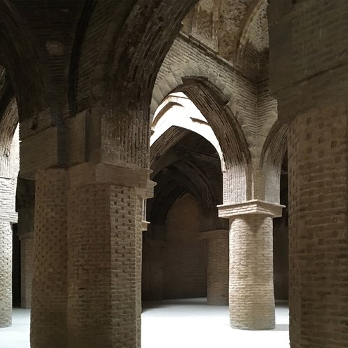 Die Jameh Moschee in Isfahan dikumentiert Jahrhunderte iranischer Architektur |  Fotografin: Bettina Behler