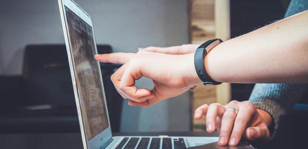 Der Digitalisierungskurs der Lüben-Stiftung vermittelt grundlegende Computerkenntnisse.