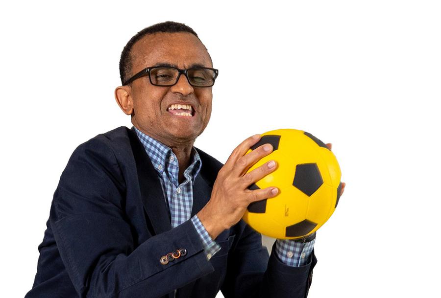 Michel Mbida  |  Foto: Rolf Oeser