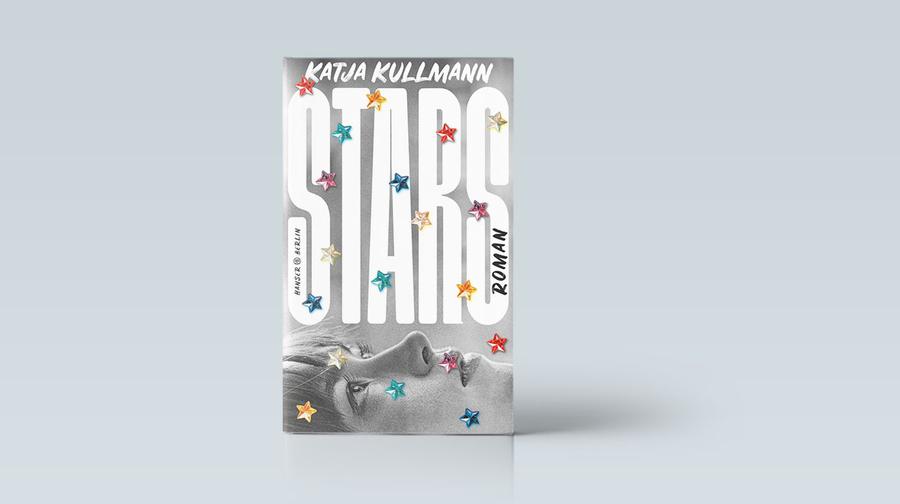 Katja Kullmann: Stars. Roman, Hanser 2025, 256 Seiten, 24 Euro.