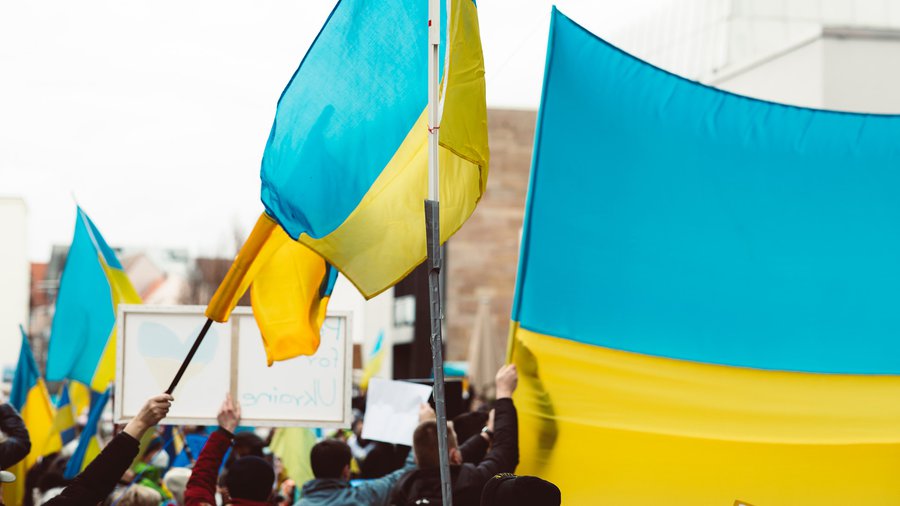 Demonstration gegen den Krieg in der Ukraine  |  Foto: Markus Spiske (Unsplash)
