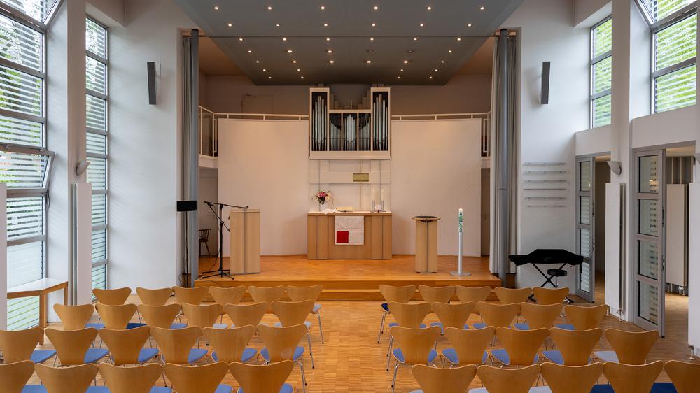 Innenansicht der Glaubenskirche  |  Foto: Rolf Oeser