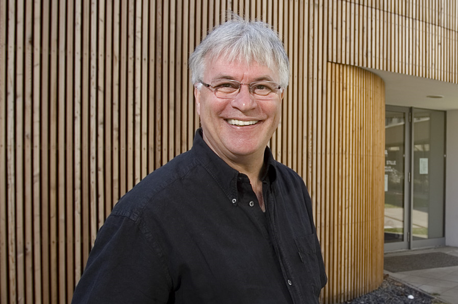 Eugen Eckert ist seit fünfzig Jahren der Motor hinter der Band Habakuk. | Foto: Ilona Surrey
