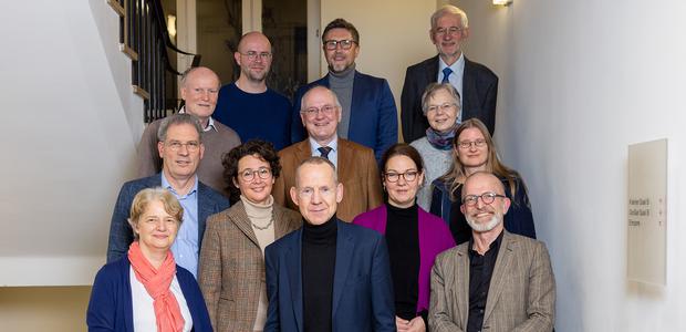 Der Vorstand leitet beide Körperschaften der Evangelischen Kirche in Frankfurt und Offenbach: das Evangelische Stadtdekanat und den Evangelischen Regionalverband Frankfurt und Offenbach.  |  Foto: Rolf Oeser