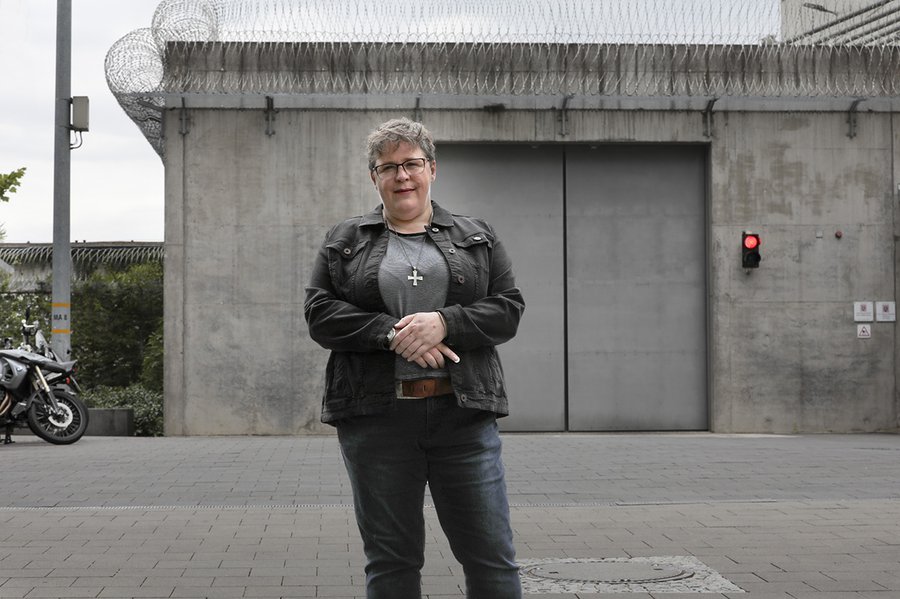 Lotte Jung ist Gefängnispfarrerin an der JVA I in Preungesheim. | Foto: Rolf Oeser