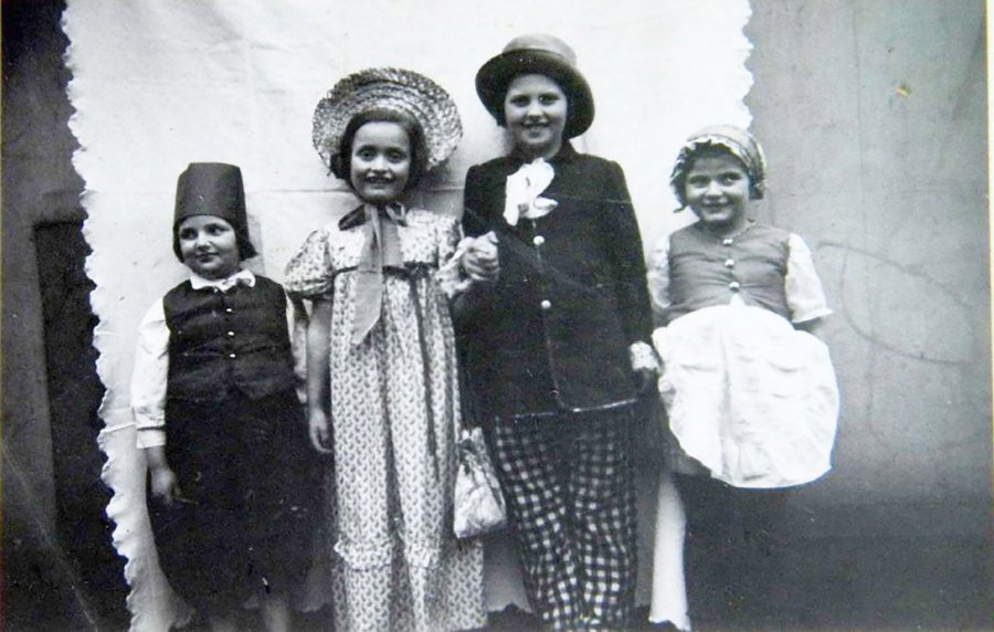Purim-Fest im jüdischen Kinderhaus, vermutlich 1938. Foto: Privat.