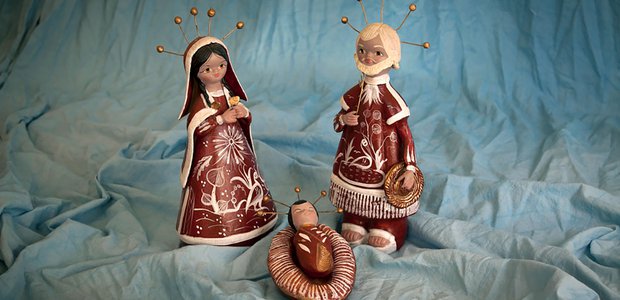 Die „heilige Familie“ bildet das Zentrum von Krippendarstellungen in aller Welt – hier ein Modell aus Mexiko. Es gehört zur Sammlung von Elke Gutberlet (...) Foto: Ilona Surrey